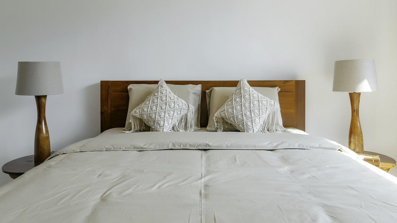 Façons de rafraîchir une chambre trop chaude